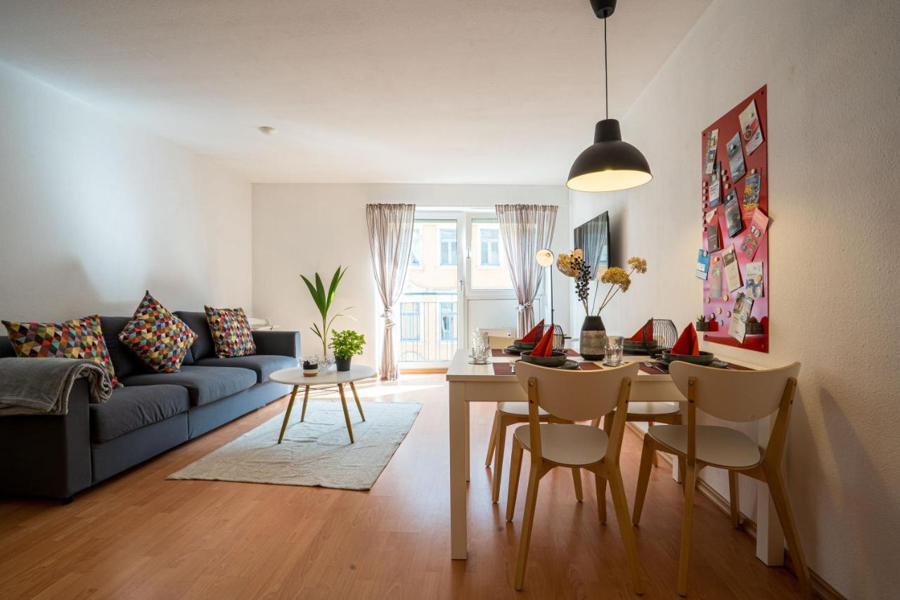 Grosse Louise In Der Neustadt Fuer Familien & Kinder Dresden Exterior photo