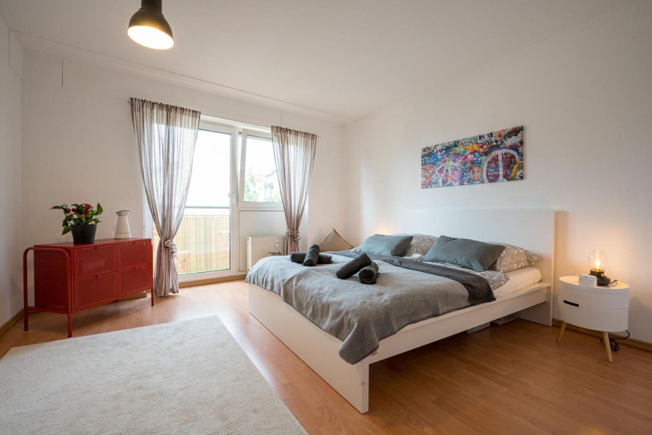 Grosse Louise In Der Neustadt Fuer Familien & Kinder Dresden Exterior photo